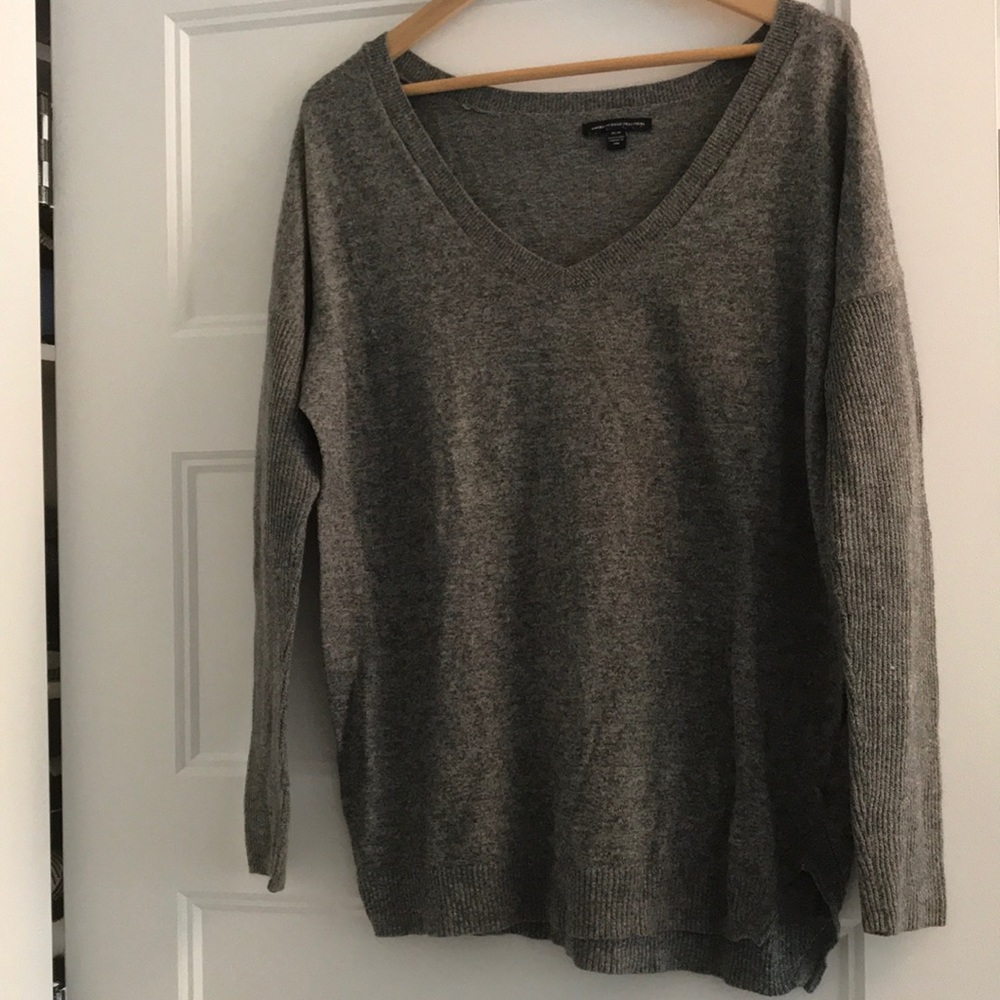 American Eagle oversized grey sweater